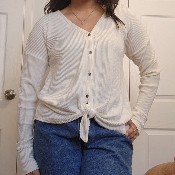 Abercrombie & Fitch White Tie-Front Comfy Top - Picture 3 of 3